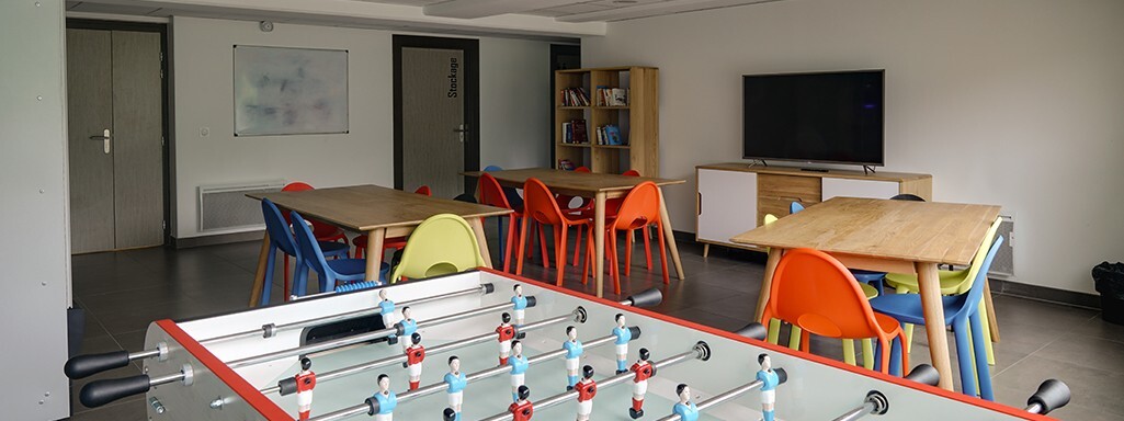 Salle commune de la résidence étudiante LMNP All Suites Study à PESSAC