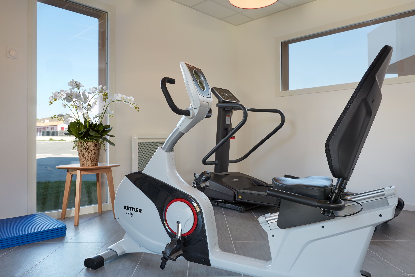 Salle de sport en résidence sénior LMNP les Hauts de l'Herseau à CHALLANS