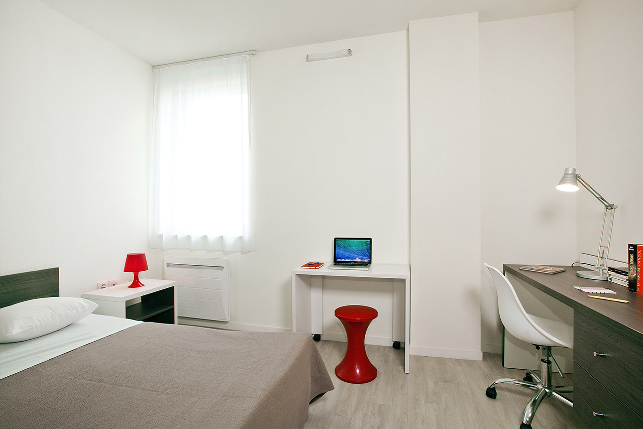 Vue chambre de la résidence étudiante en LMNP Les estudines Drouet d'Erlon à REIMS