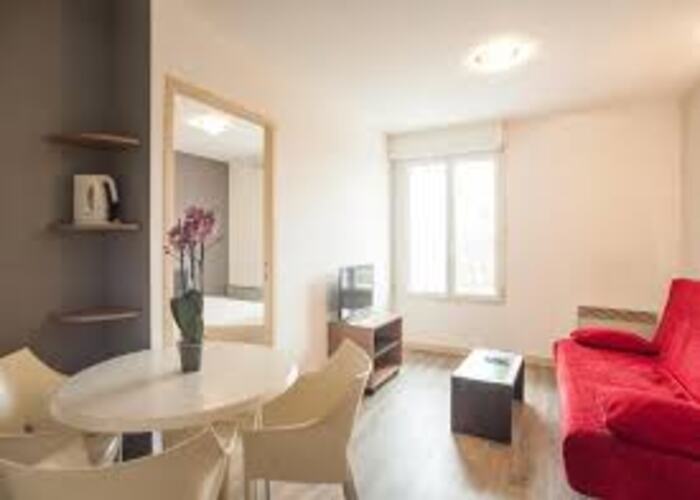 Séjour appartement dans une résidence LMNP tourisme affaires à Chelles City Résidence
