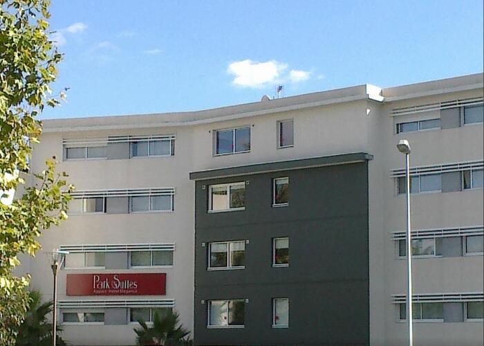 Façade de la résidence lmnp tourisme affaires Montpellier Appart'city confort Ovalie