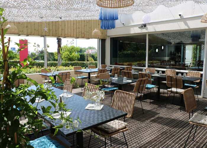Terrasse dans la  résidence lmnp tourisme affaires Montpellier Appart'city confort Ovalie