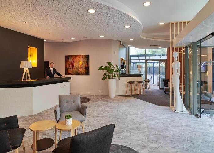 Hall d'accueil résidence lmnp tourisme affaires Nantes Seven Urban Suites