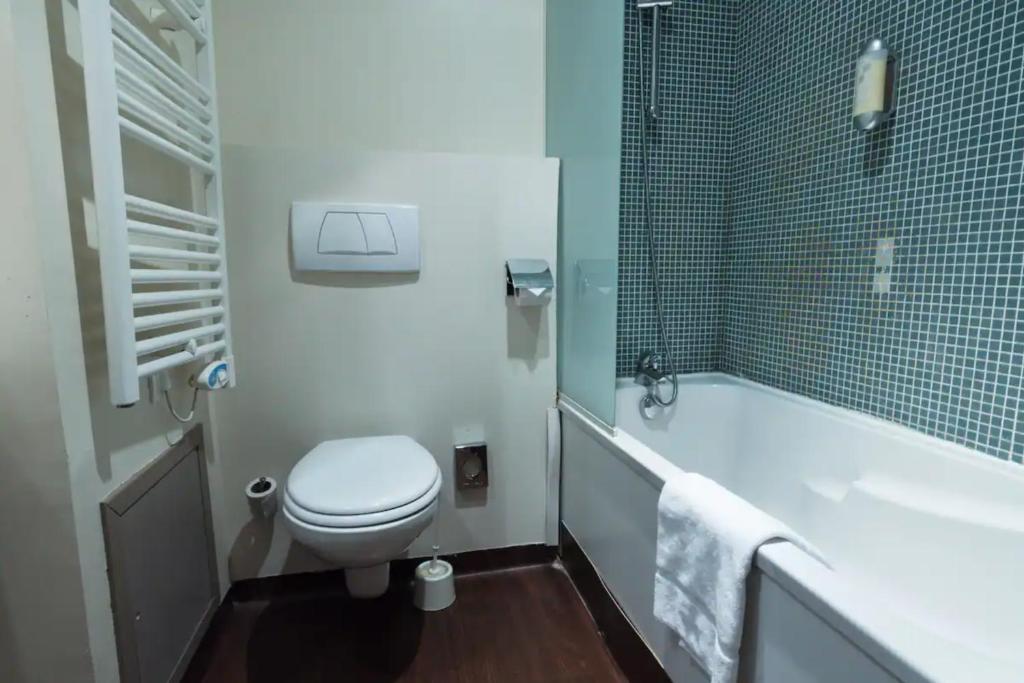 Salle de bain de la résidence de tourisme d'affaires en LMNP Appart'City Part Dieu à Lyon