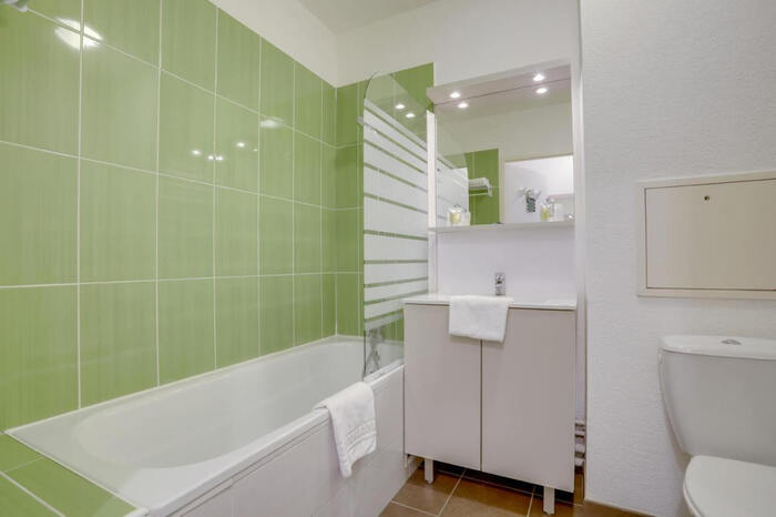 Salle de bains résidence lmnp tourisme affaires Dunkerque All Suites Apart Hôtel