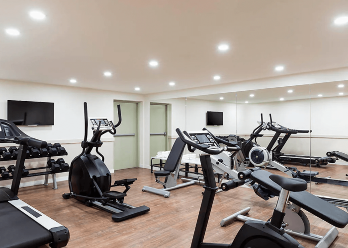 Salle de sport résidence lmnp tourisme affaires courbevoie aparthotel adagio la défense