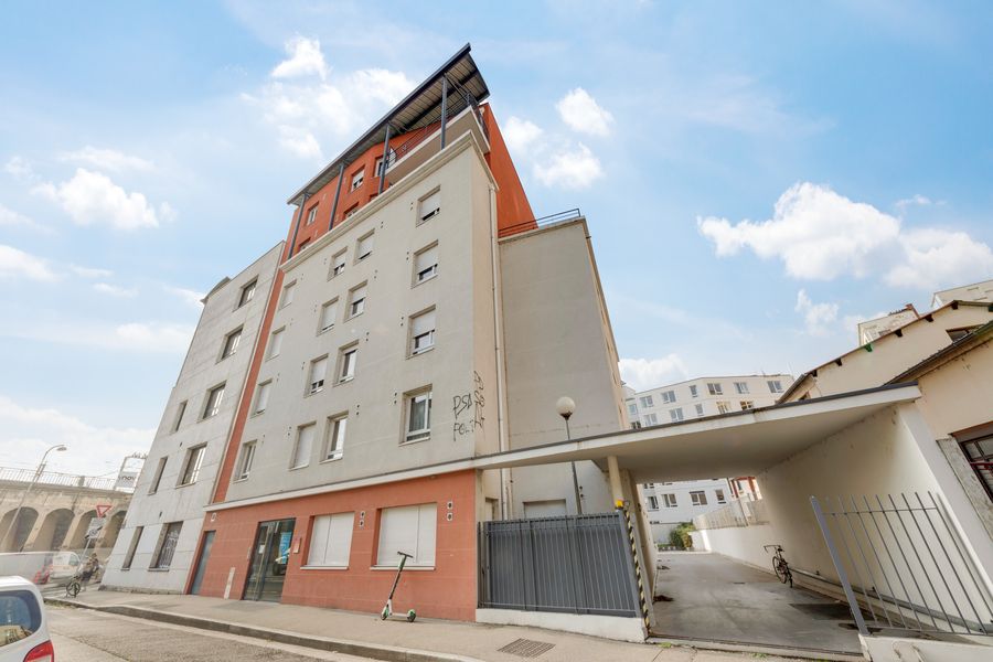Bâtiment dans la résidence étudiante en LMNP Logifac Bancel à LYON