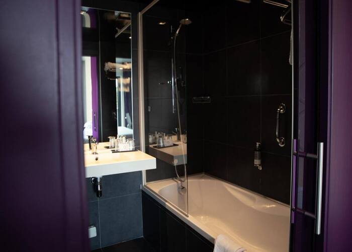 Salle de bain résidence tourisme LMNP Zenitude Arcachon La Teste de Buch